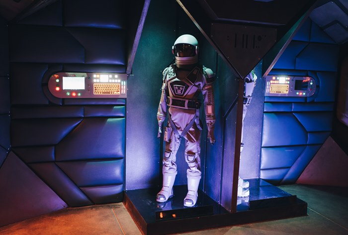 Картинка СТС осваивает космос