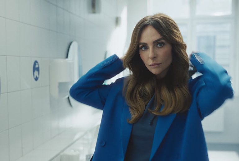 Картинка Подростков с перхотью поддержат на горячей линии Head & Shoulders и «Пятерочки»