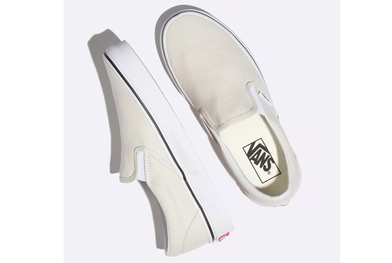 Картинка Продажи белых Vans Slip-On возросли на 7800% из-за «Игры в кальмара»