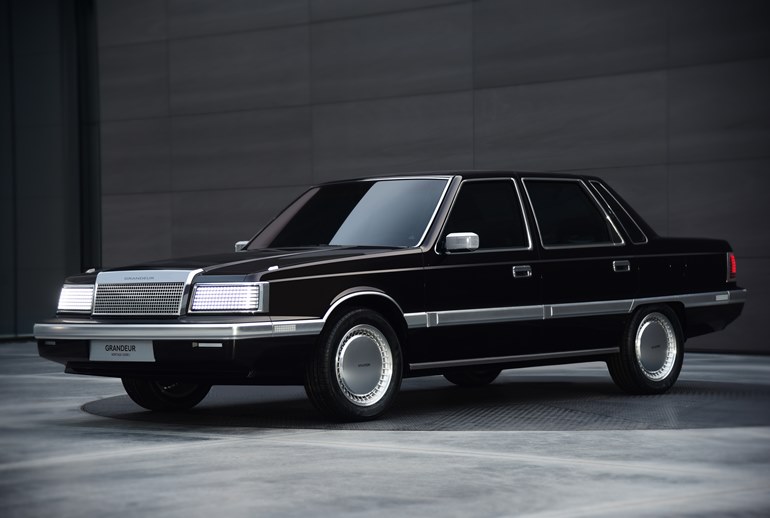 Картинка Hyundai Motor перевоплотила классический флагманский седан Grandeur в электрическом рестомоде Heritage Series