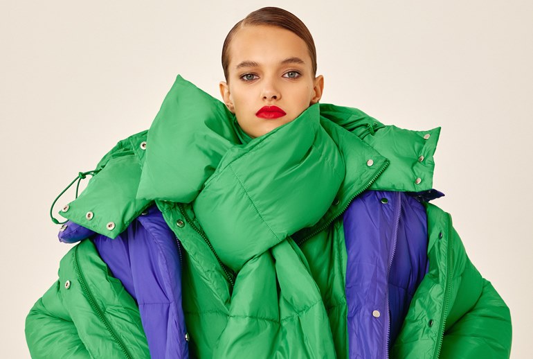 Картинка Lamoda и «Снежная Королева» создали одежду из восьми тонн пластика