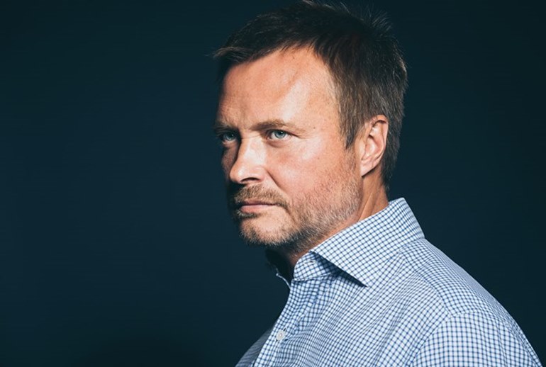 Картинка Дмитрий Коробков продал свою долю в АДВ Кириллу Коробейникову и Павлу Сидорову