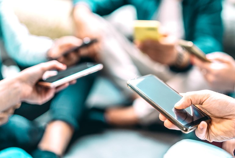 Картинка Треть времени в Telegram пользователи тратят на каналы