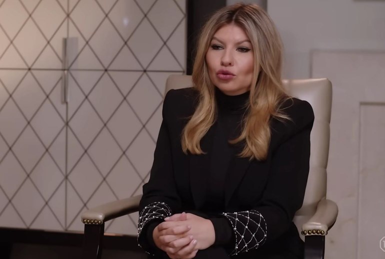 Картинка Надежду Стрелец оштрафуют из-за отсутствия маркировки в рекламе алкоголя