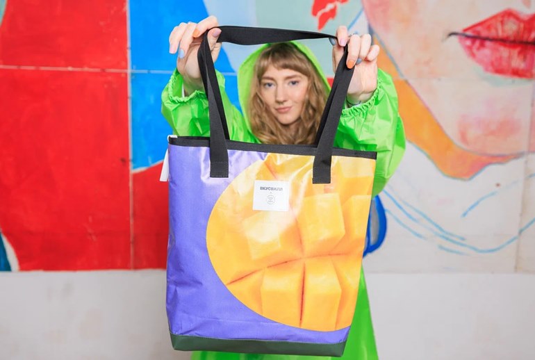 Картинка «ВкусВилл» выпустил «мангомерч» с цитатами студентов фонда «Антон тут рядом»