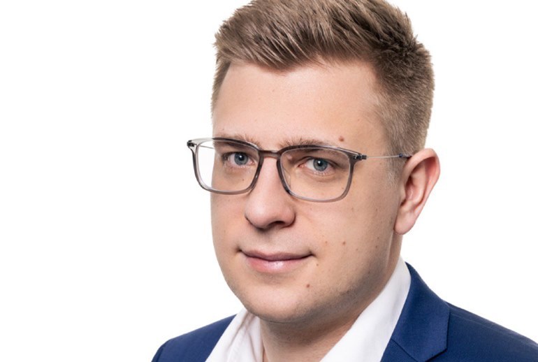 Картинка Дмитрий Лазарев возглавил сеть «585*Золотой»