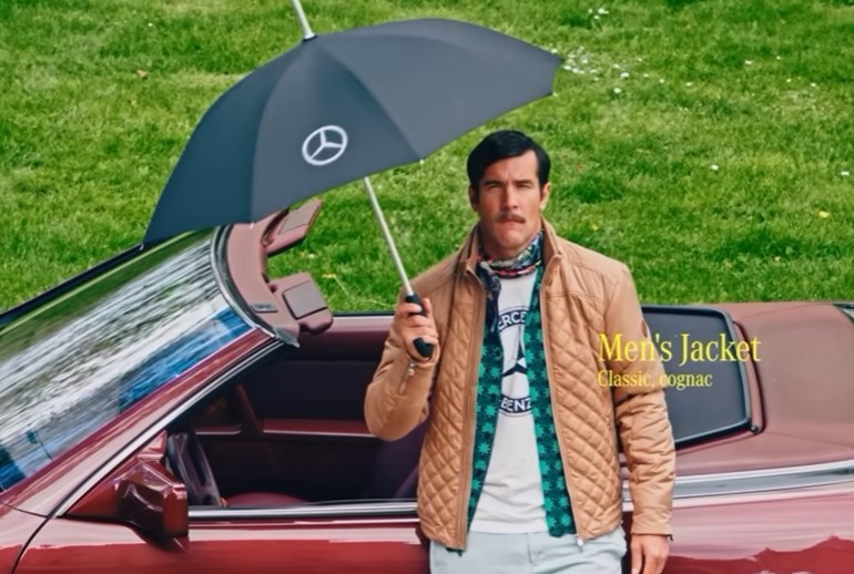 Картинка Mercedes-Benz показала свой семейный особняк