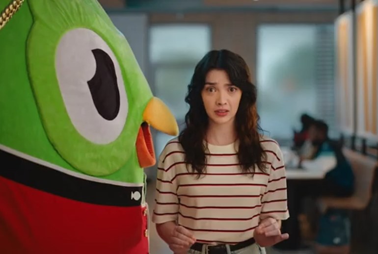 Картинка Сова Duolingo начала преследовать клиентов McDonald’s за «неправильные» заказы