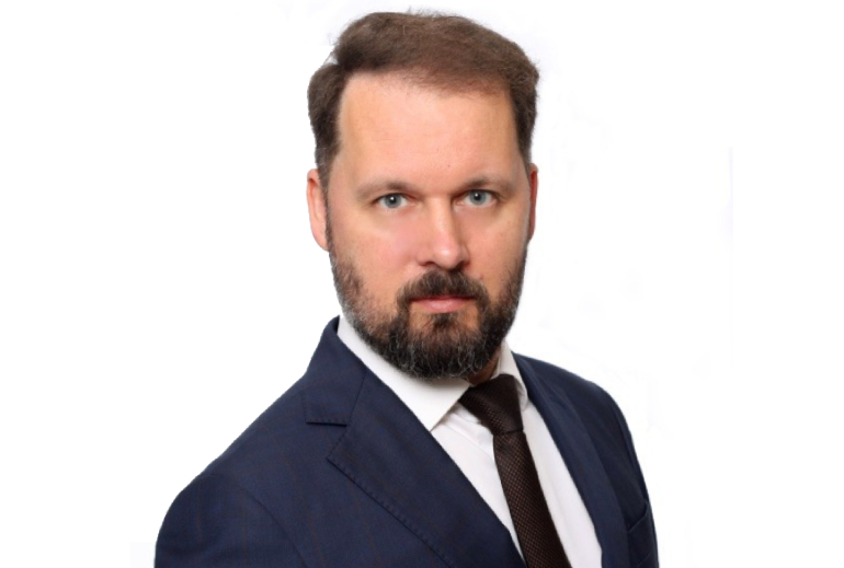 Картинка Денис Дрягин стал новым директором по маркетингу «КАМАЗа»