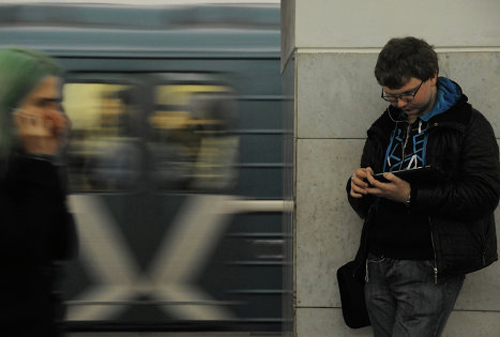 Картинка Треть пользователей РФ заходят в интернет через мобильные устройства