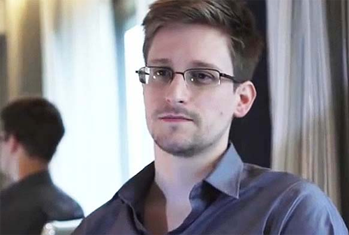 Картинка Разоблачения Сноудена заставили Oracle отказаться от рекламы в шпионском фильме