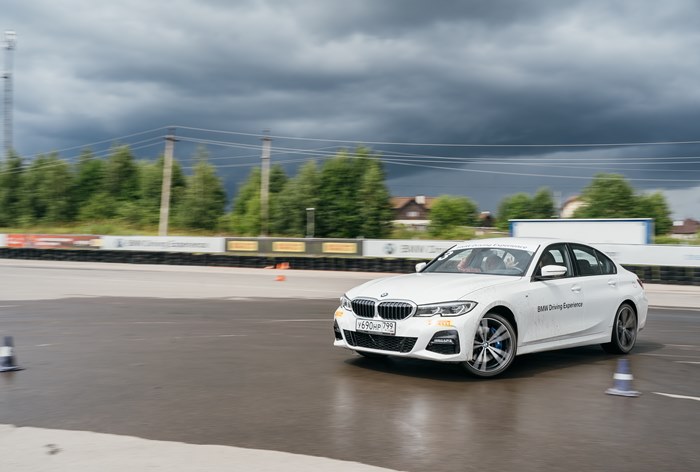 Картинка Центр водительского мастерства BMW и «АДА-Симпозиум» договорились о сотрудничестве