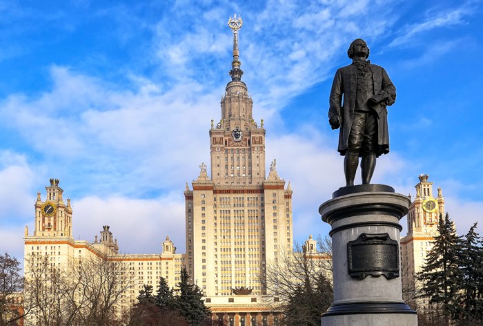 Изображение к Российские IT-компании обязали сотрудничать с вузами в подготовке кадров