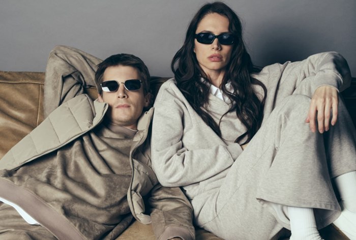 Изображение к Иван Янковский и Диана Пожарская собрали отпускные образы в рекламе Gloria Jeans