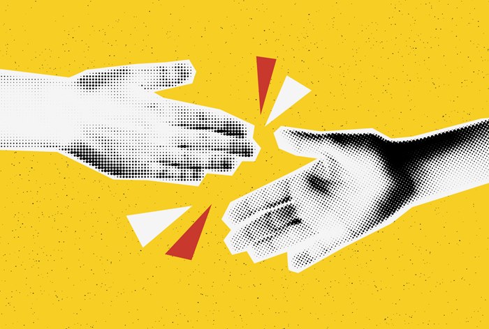 Изображение к Russ приобрела нижегородского оператора рекламы