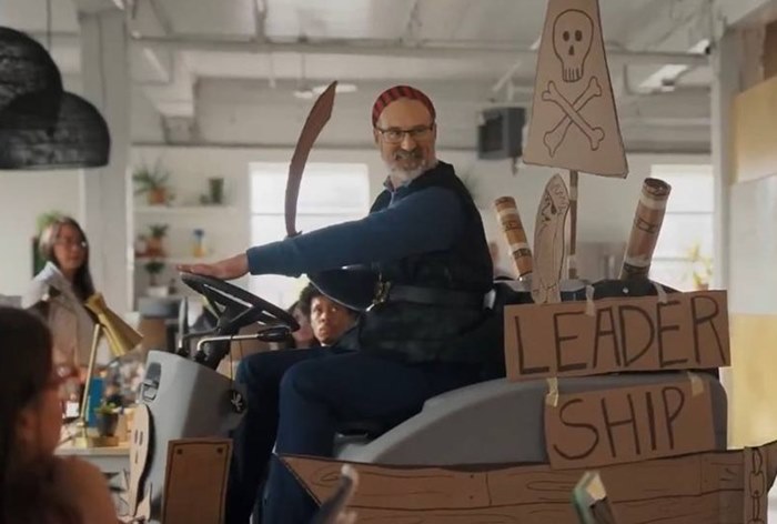 Изображение к LinkedIn сняла рекламу о работе без иллюзий