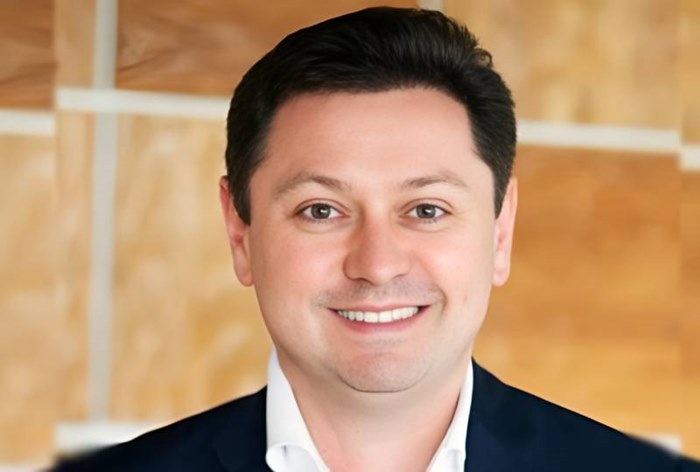 Изображение к Максим Онищенко назначен генеральным директором «Улыбки радуги»