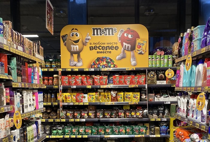 Изображение к «Пятерочка» и M&M’s превратили супермаркет в съемочную студию