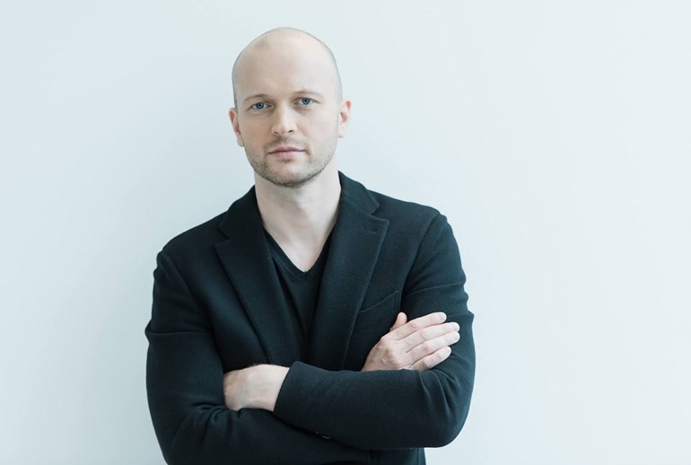 Картинка Бывший топ-менеджер «Магнит Маркета» возглавил маркетинг сервиса чаевых «Плавно» 