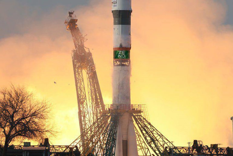 Картинка Чай Zeno улетел в космос