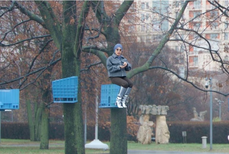 Картинка «Авиасейлс» открыл сеть отелей для птиц и поселил там Елену Воробей