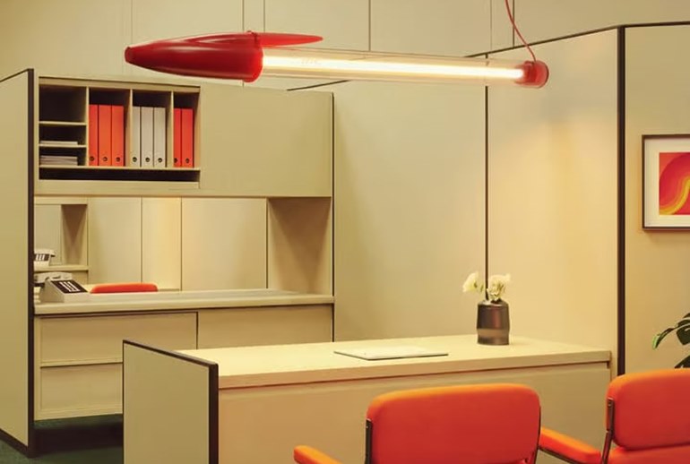 Картинка Самая продаваемая в мире ручка Bic Cristal стала лампой 