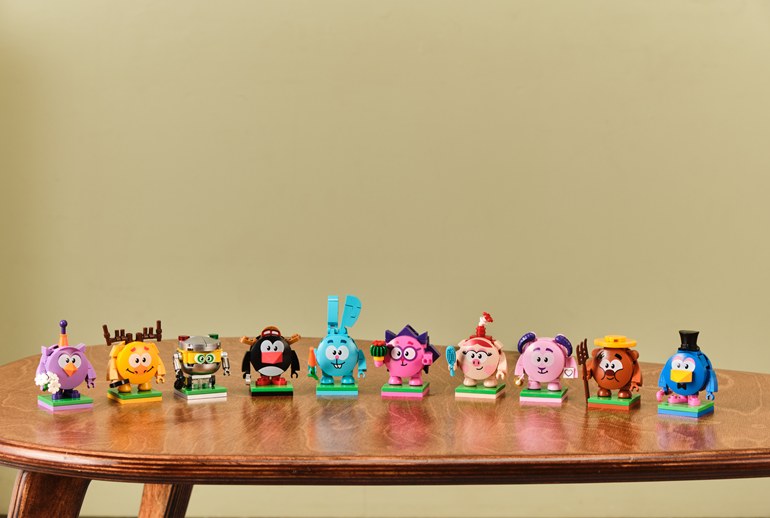 Картинка «Смешарики» снова стали конструкторами и оказались в непросвечиваемой упаковке