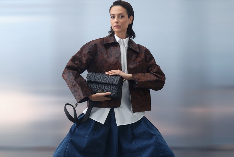 Картинка Ecco сделал коллекцию с экс-креативным директором Chloé и дизайнером Balenciaga 