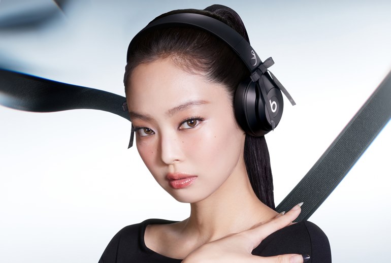 Картинка Участница Blackpink Дженни анонсировала неизданный трек в коллаборации с Beats