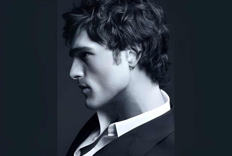 Картинка Модный дом Chanel выбрал Джейкоба Элорди лицом своего аромата Bleu de Chanel