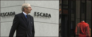 Картинка На бренд и магазины дома моды Escada нашелся покупатель
