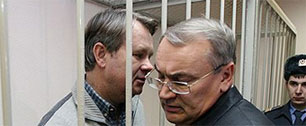 Картинка Владимира Макарова могут оставить под стражей еще на месяц