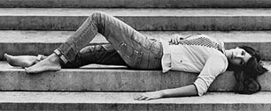 Картинка Лив Тайлер рекламирует джинсы G-Star