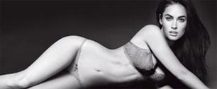 Картинка Меган Фокс снялась в рекламе белья от Armani