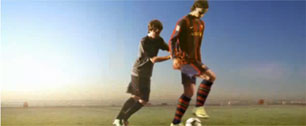 Картинка Nikefootball+  предлагает провести тренировку со звездами мирового футбола