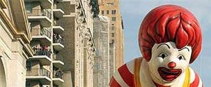 Картинка McDonald's опроверг слухи об "уходе" Рональда Макдональда