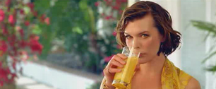 Картинка В рекламной кампании сока «Тонус» снялась Милла Йовович