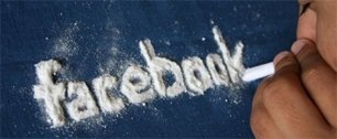 Картинка Средний американский рекламщик сидит на Facebook и наркотиках