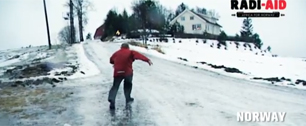 Картинка Шутливый ролик в поддержку «мерзнущих норвежцев» набирает популярность