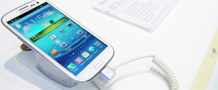 Картинка Apple отказалась от претензий к Samsung Galaxy S III Mini в США