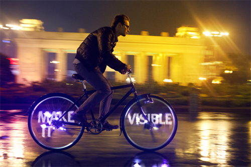 Картинка Проект Make It Visible спасет велосипедистов Москвы ночью