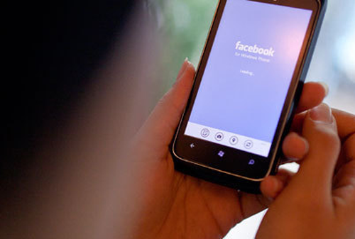 Картинка Facebook запретил пользователям удалять себя из результатов поиска