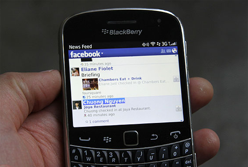Картинка Facebook вступила в борьбу за покупку BlackBerry