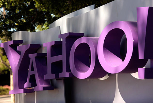 Картинка Yahoo! обошел Google по посещаемости 