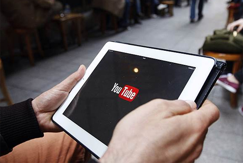 Картинка YouTube, The Guardian и The Daily Telegraph хотят нарушить монополию телекомпаний