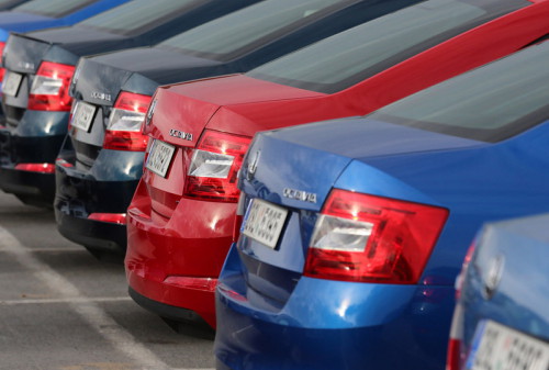 Картинка PWC ожидает снижения продаж легковых машин в РФ в 2014 г. на 8-12%