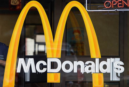 Картинка McDonald`s начнет рекламную кампанию в Twitter и Facebook