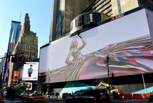 Картинка Google выкупила рекламу на самом большом в мире digital-билборде 