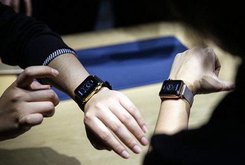 Картинка В России цена на флагманскую модель Apple Watch приблизилась к 2 млн рублей