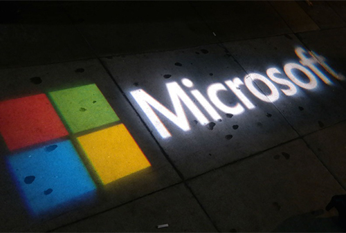Картинка Microsoft уволит 7800 сотрудников